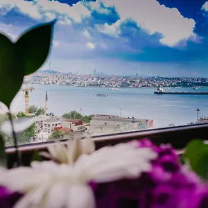 Hotel Taksim Galata Port Cihangir By-aydin Family And Flats - Premium Category, Stambuł
